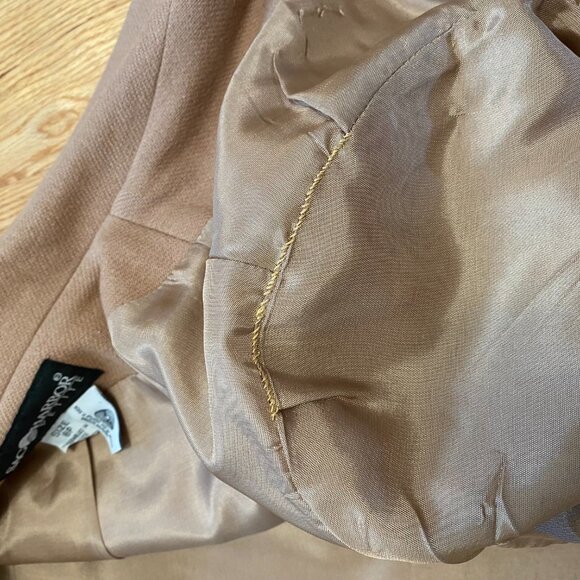 Vintage 100% camel brown blazer Sag Harbor Petite 8P with single button closure - Picture 8 of 8